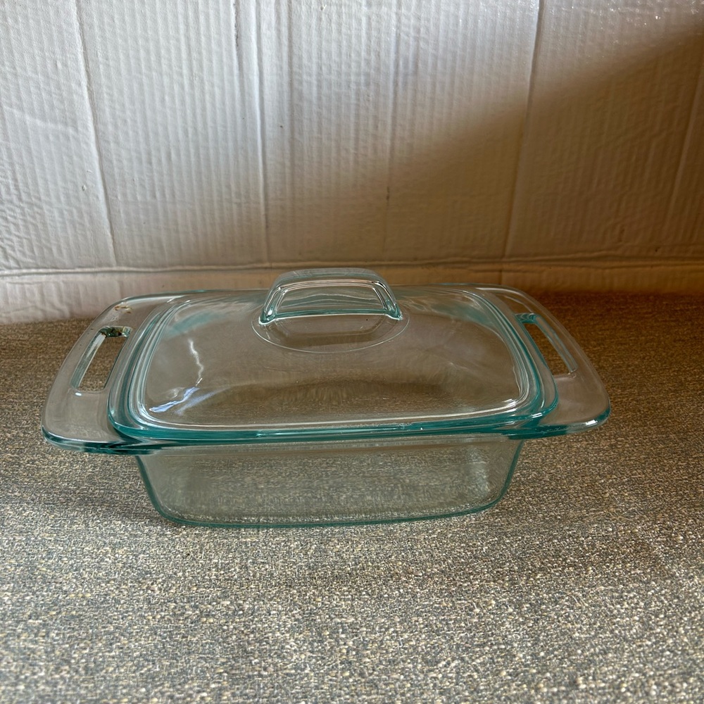Pyrex - Picture 1 of 12